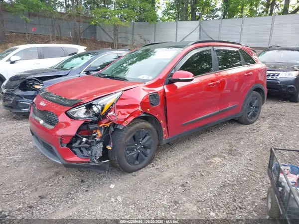 KNDCC3LD9N5532538 2022 KIA NIRO - Image 2