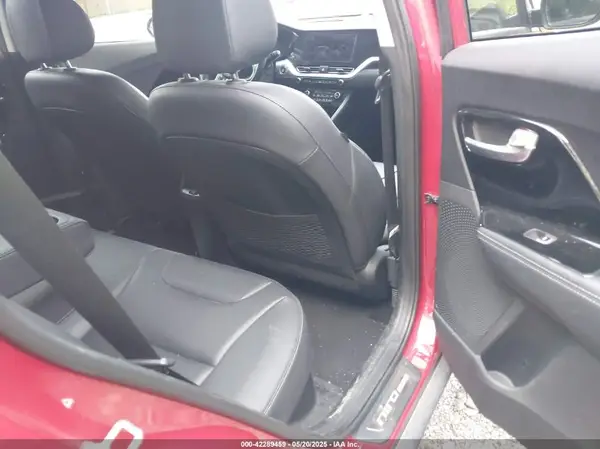 KNDCC3LD9N5532538 2022 KIA NIRO - Image 8