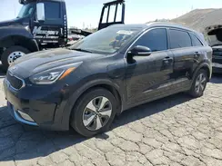 KNDCC3LDXJ5186431 2018 KIA NIRO