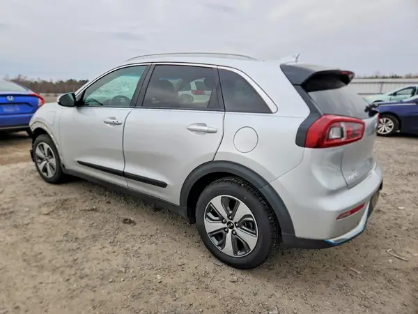 KNDCC3LDXJ5202899 2018 KIA NIRO - Image 2