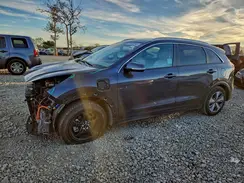 KNDCC3LDXJ5212784 2018 KIA NIRO
