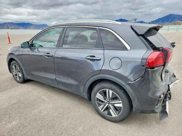 KNDCC3LDXL5427973 2020 KIA NIRO - Image 2