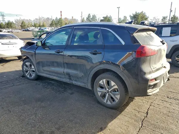 KNDCC3LG0K5024240 2019 KIA NIRO - Image 2