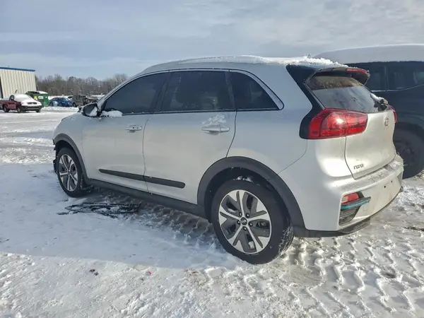 KNDCC3LG0L5041251 2020 KIA NIRO - Image 2