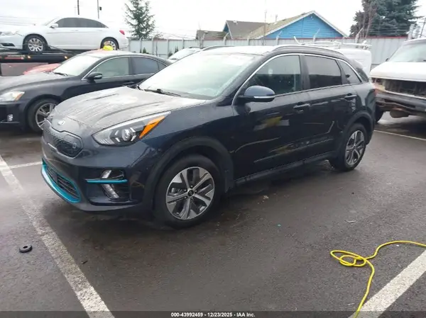 KNDCC3LG0L5060978 2020 KIA NIRO - Image 2
