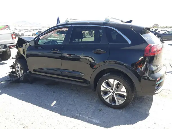KNDCC3LG0L5080972 2020 KIA NIRO - Image 2