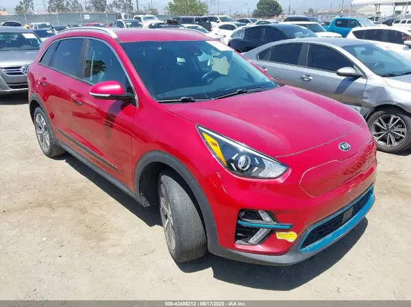 KNDCC3LG0L5081085 2020 KIA NIRO - Image 1