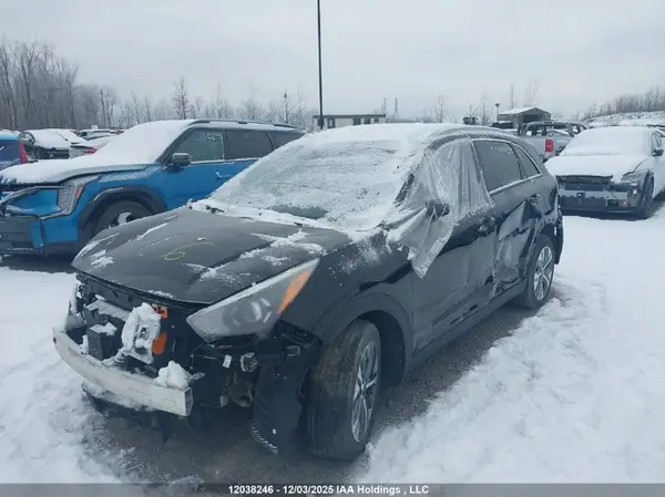 KNDCC3LG0M5090645 2021 KIA NIRO - Image 2