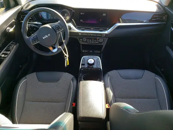 KNDCC3LG0N5124309 2022 KIA NIRO - Image 8