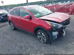 KNDCC3LG0N5130420 2022 KIA NIRO