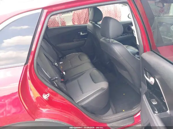 KNDCC3LG0N5130420 2022 KIA NIRO - Image 8