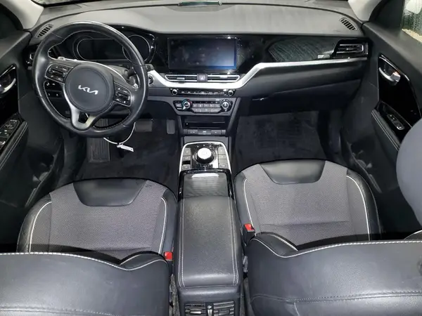 KNDCC3LG0N5153938 2022 KIA NIRO - Image 8