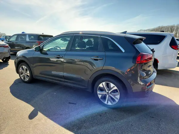 KNDCC3LG0N5159481 2022 KIA NIRO - Image 2