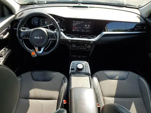 KNDCC3LG0N5159593 2022 KIA NIRO - Image 8