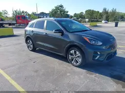 KNDCC3LG0N5159898 2022 KIA NIRO