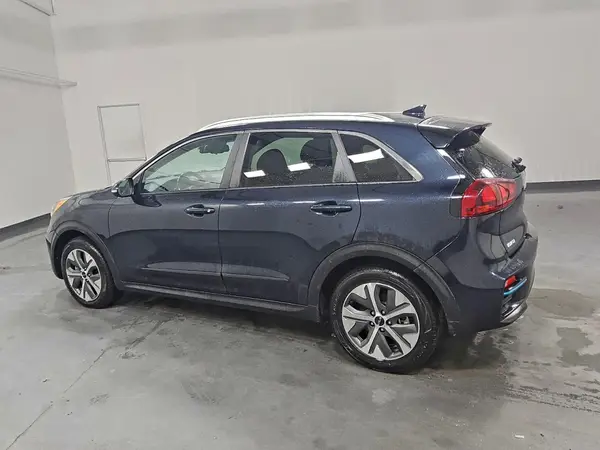 KNDCC3LG0N5160422 2022 KIA NIRO - Image 2