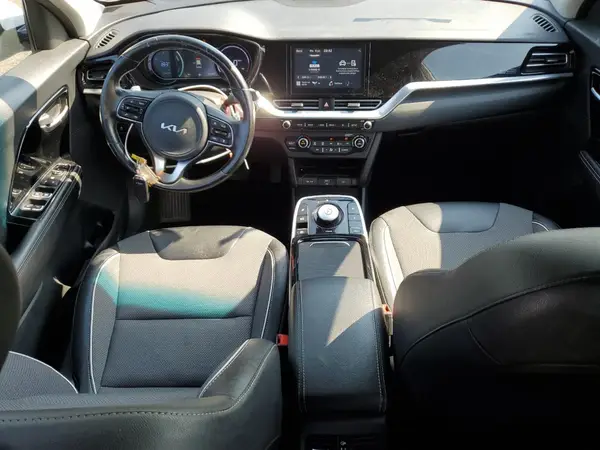 KNDCC3LG0N5161067 2022 KIA NIRO - Image 8