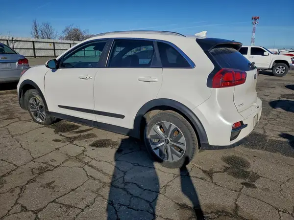KNDCC3LG1K5011755 2019 KIA NIRO - Image 2