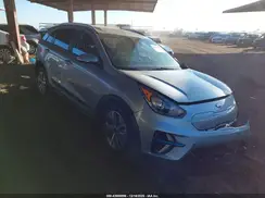 KNDCC3LG1K5017202 2019 KIA NIRO