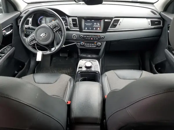 KNDCC3LG1K5021895 2019 KIA NIRO - Image 8