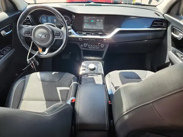 KNDCC3LG1L5038858 2020 KIA NIRO - Image 8