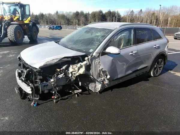 KNDCC3LG1L5076154 2020 KIA NIRO - Image 2