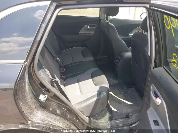 KNDCC3LG1M5090623 2021 KIA NIRO - Image 8
