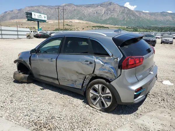 KNDCC3LG1N5118034 2022 KIA NIRO - Image 2
