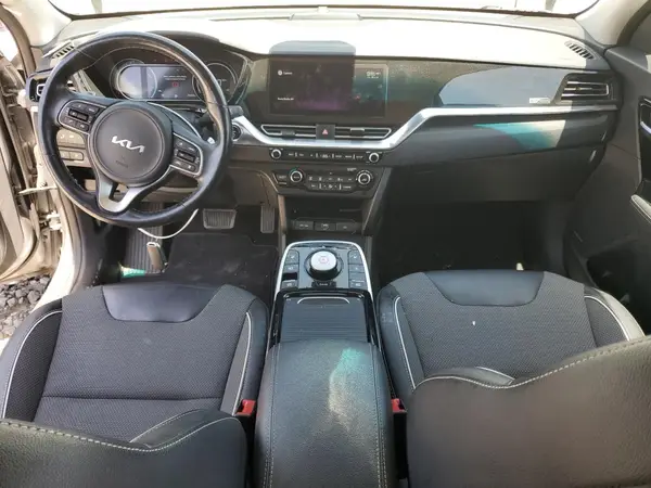 KNDCC3LG1N5118034 2022 KIA NIRO - Image 8