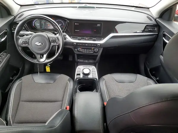 KNDCC3LG1N5125288 2022 KIA NIRO - Image 8