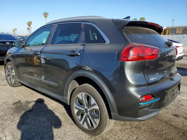 KNDCC3LG1N5153852 2022 KIA NIRO - Image 2