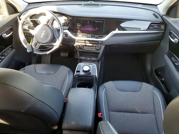 KNDCC3LG1N5153852 2022 KIA NIRO - Image 8