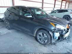 KNDCC3LG1N5153866 2022 KIA NIRO