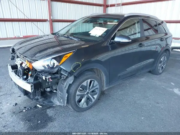 KNDCC3LG1N5153866 2022 KIA NIRO - Image 2