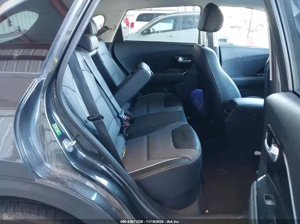 KNDCC3LG1N5153866 2022 KIA NIRO - Image 8