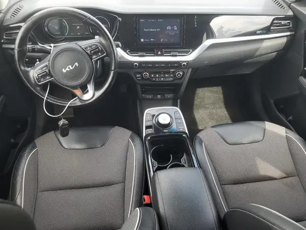 KNDCC3LG1N5159859 2022 KIA NIRO - Image 8