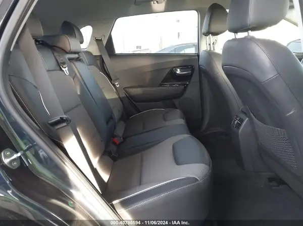 KNDCC3LG1N5160770 2022 KIA NIRO - Image 8