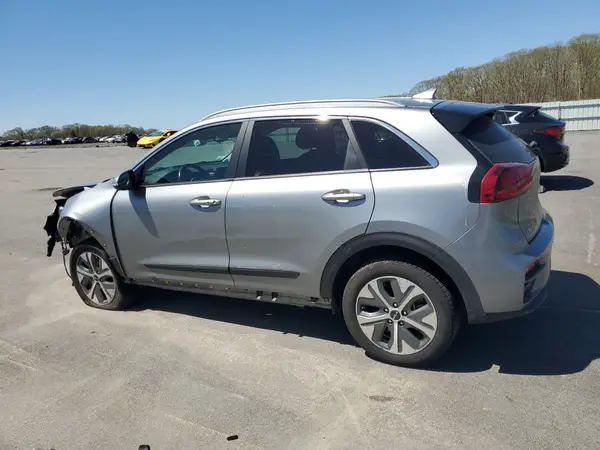KNDCC3LG1N5161174 2022 KIA NIRO - Image 2