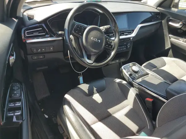 KNDCC3LG1N5161174 2022 KIA NIRO - Image 8