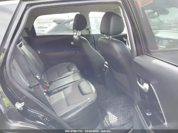KNDCC3LG2K5020898 2019 KIA NIRO - Image 8
