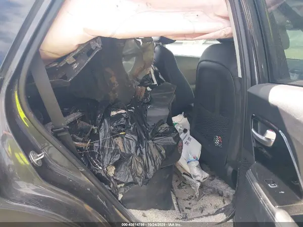KNDCC3LG2K5022702 2019 KIA NIRO - Image 8