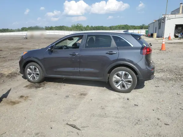 KNDCC3LG2K5026698 2019 KIA NIRO - Image 2