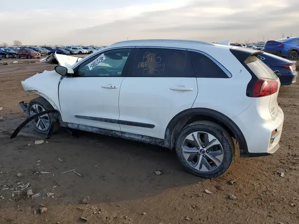 KNDCC3LG2L5072789 2020 KIA NIRO - Image 2