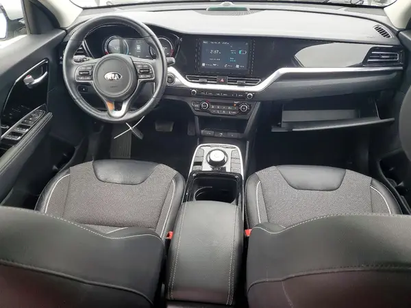 KNDCC3LG2L5072968 2020 KIA NIRO - Image 8