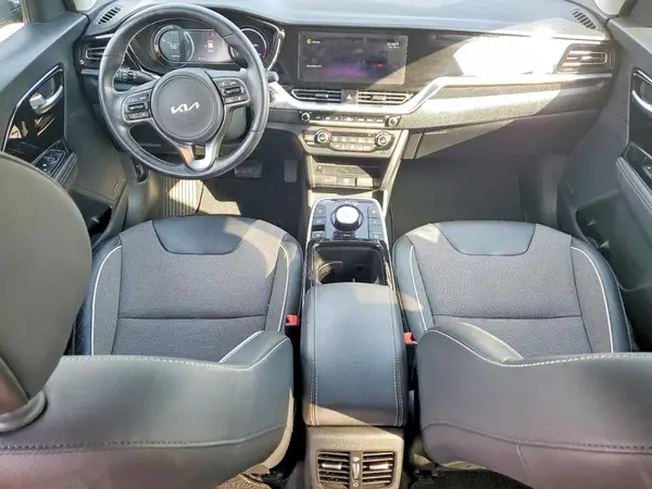 KNDCC3LG2N5124716 2022 KIA NIRO - Image 8