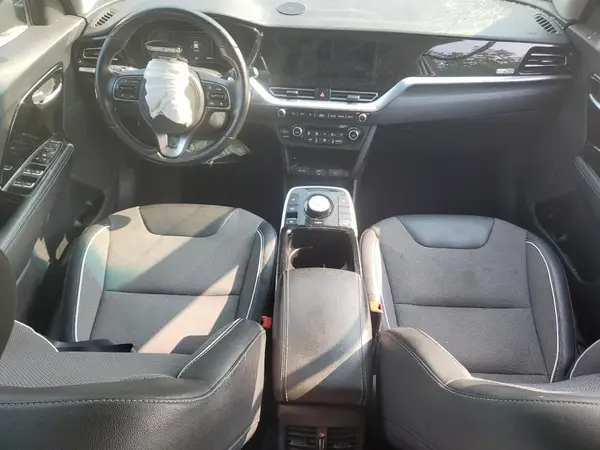 KNDCC3LG2N5132346 2022 KIA NIRO - Image 8