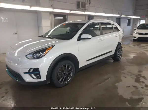 KNDCC3LG2N5139894 2022 KIA NIRO - Image 2
