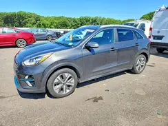 KNDCC3LG2N5159711 2022 KIA NIRO
