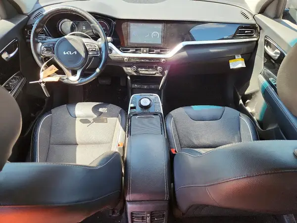 KNDCC3LG2N5159711 2022 KIA NIRO - Image 8