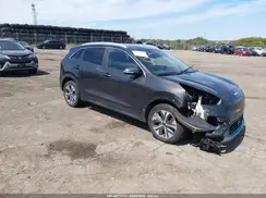 KNDCC3LG2N5159739 2022 KIA NIRO